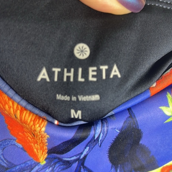 Athleta Tropical Precision Floral 7/8 Ankle Leggings Size Medium - Picture 8 of 11